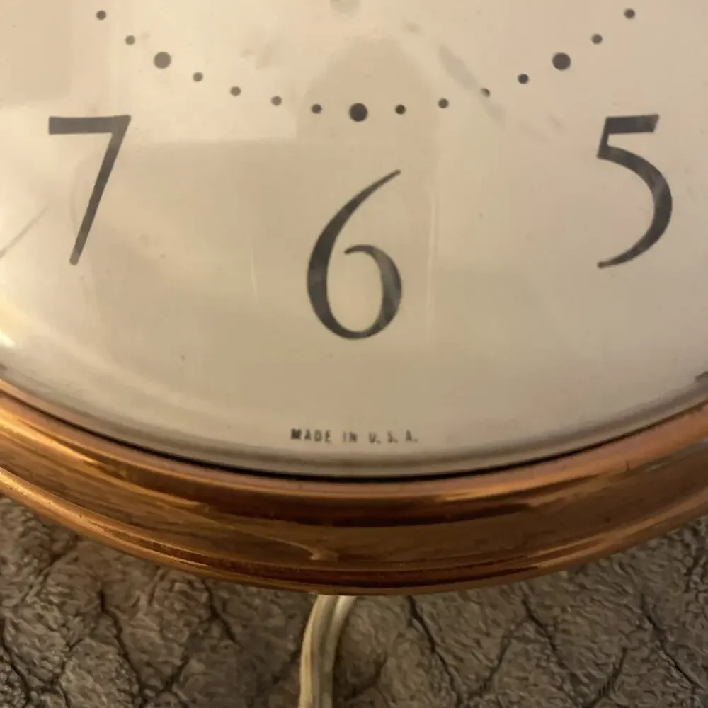 Vintage Westclox Electric Wall Clock MCM Copper Tone Kitchen Works Cord